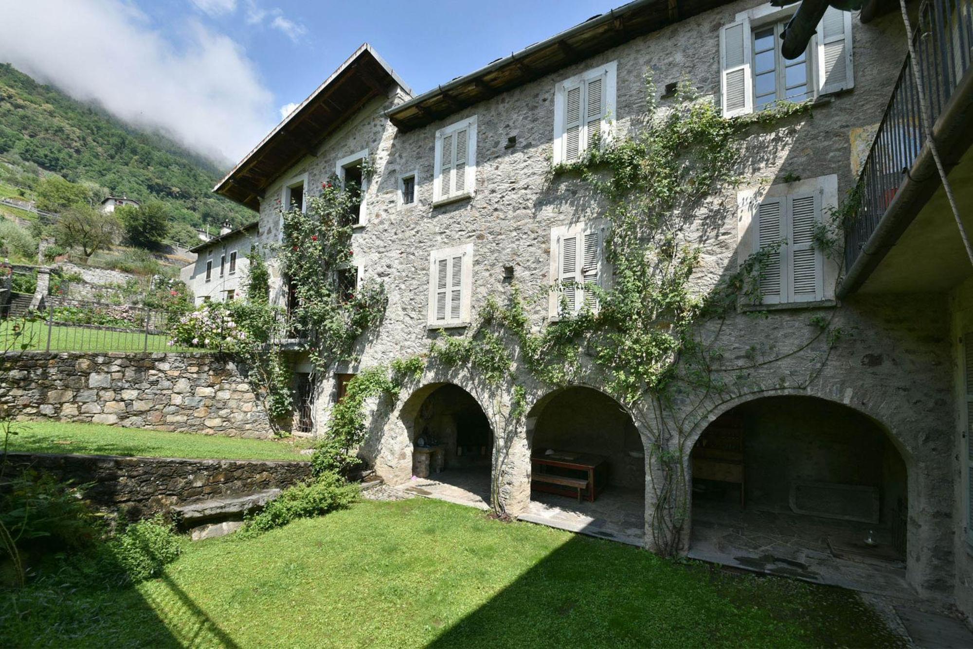 Piano Nobile Al Roseto Del Drago Villa San Bernardo  Bagian luar foto